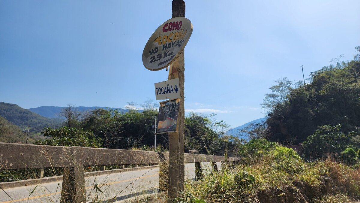Welcome sign